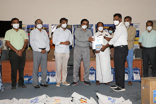 Sona Group of Institutions provided oxygen concentrators to hospitals as a COVID relief program